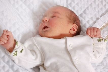 сон новорожденного в 1 месяц фото